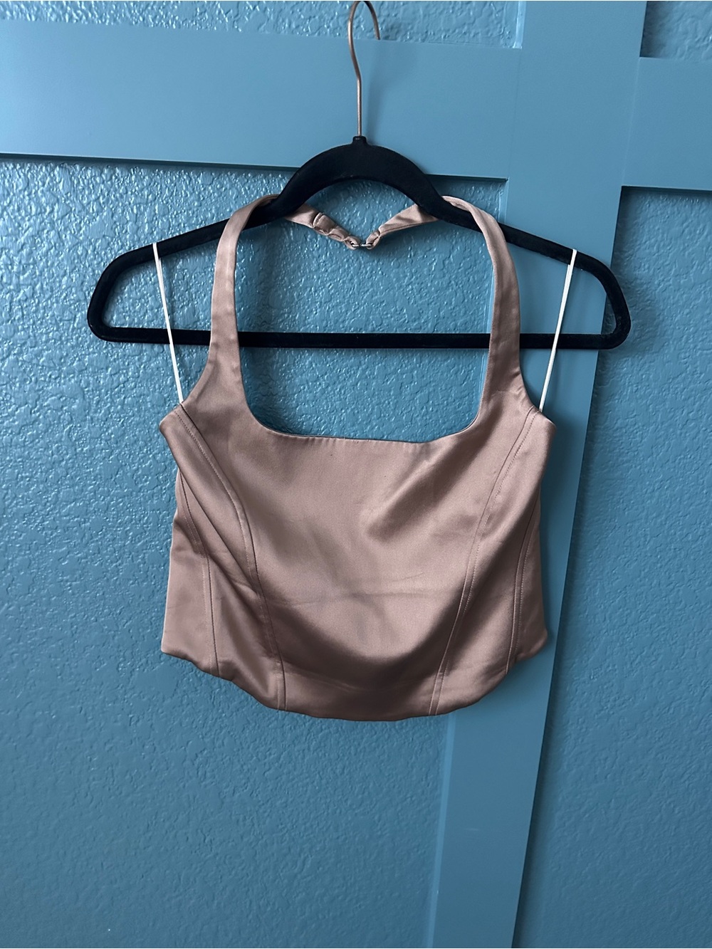 Wilfred Satin Halter Crop Top in Metallic Gold